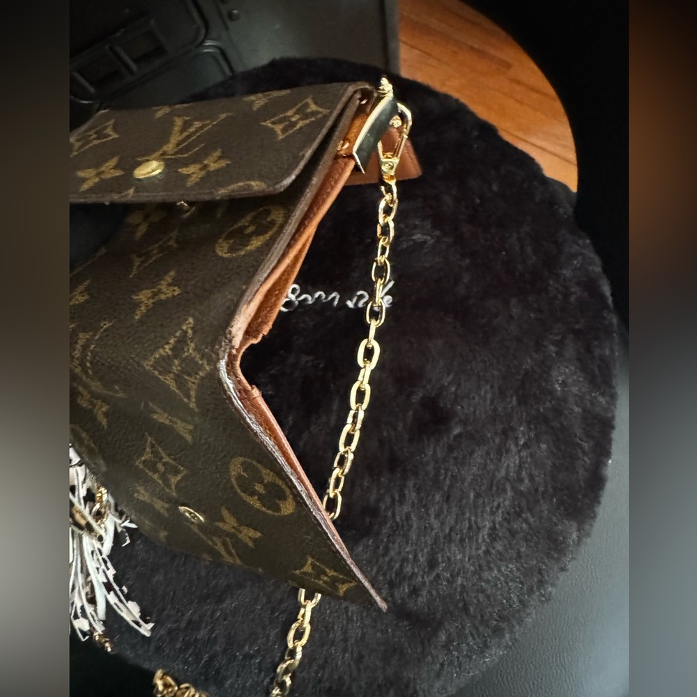 Louis Vuitton Monogram Elise Wallet converted Crossbody authentic preloved - Picture 10 of 16